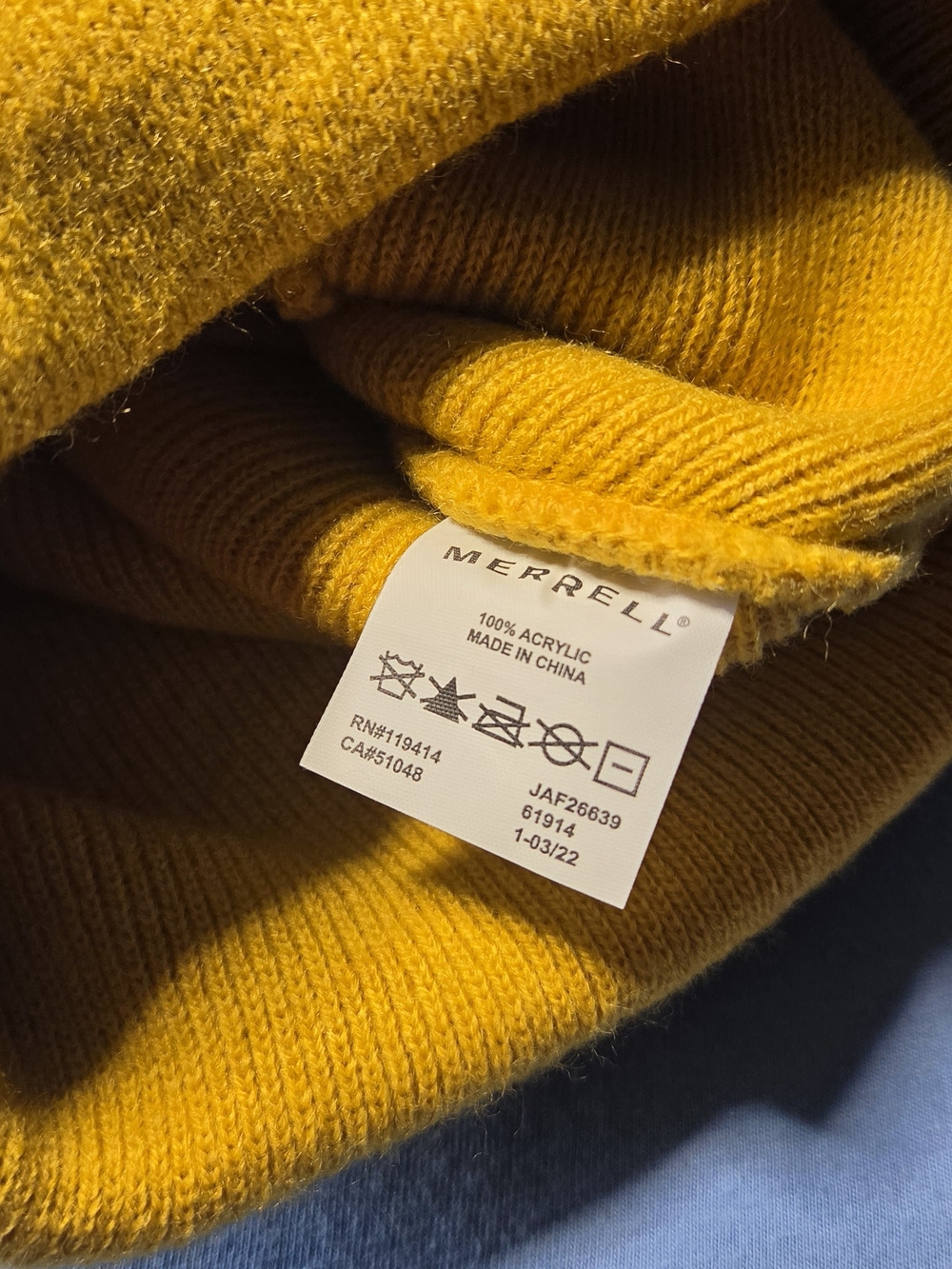 Merrell Classic Beanie - Gold Knit NWT
